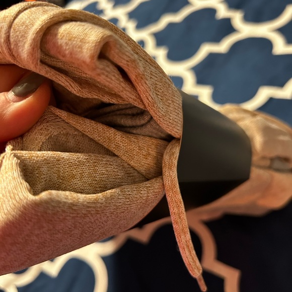 NWT YMI Two Piece Jogger Set Tan and Gray Large - Picture 4 of 5